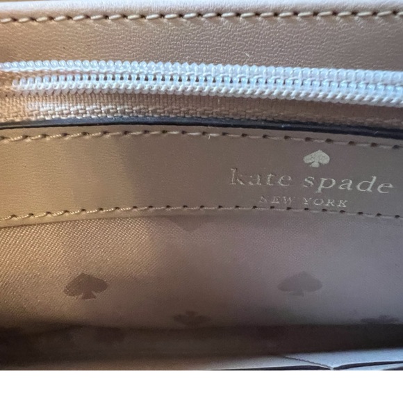 Kate Spade Cream Tote and Wallet Set - Picture 2 of 4